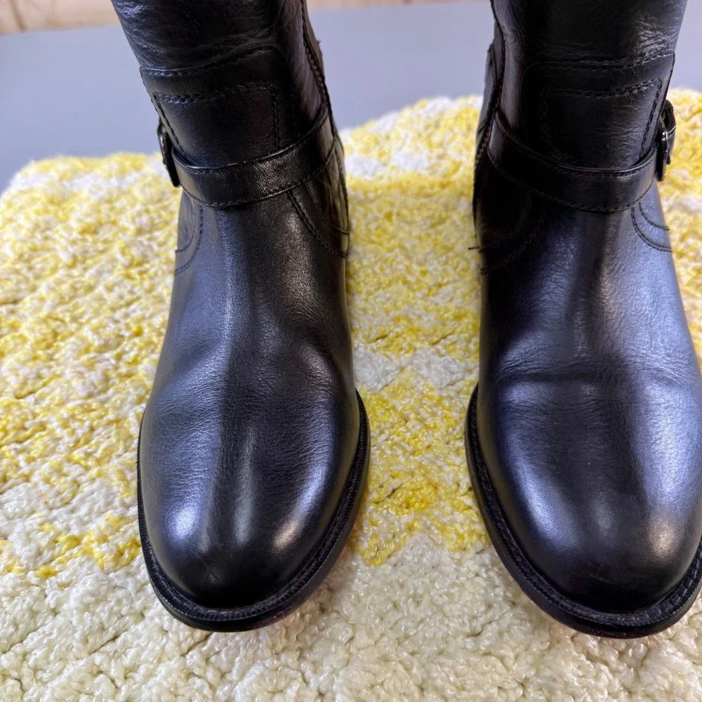 Black Leather Knee‎ Hi Riding Boots Side Zip Buckle Detail Women's Size 7M Thask